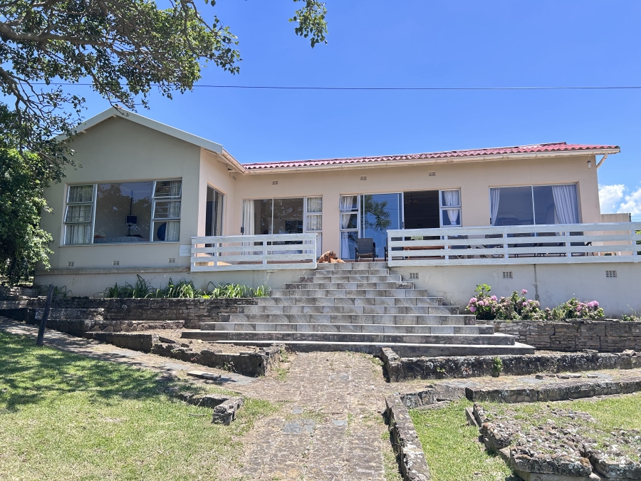 7 Bedroom Property for Sale in Kei Mouth Eastern Cape